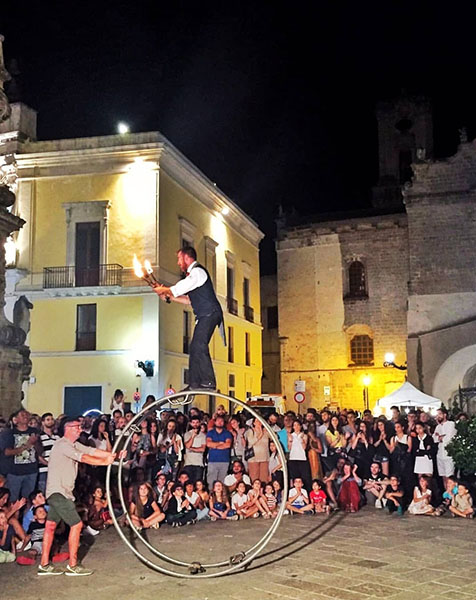 Artisti di strada Lecce 15- 16 - 23 dicembre